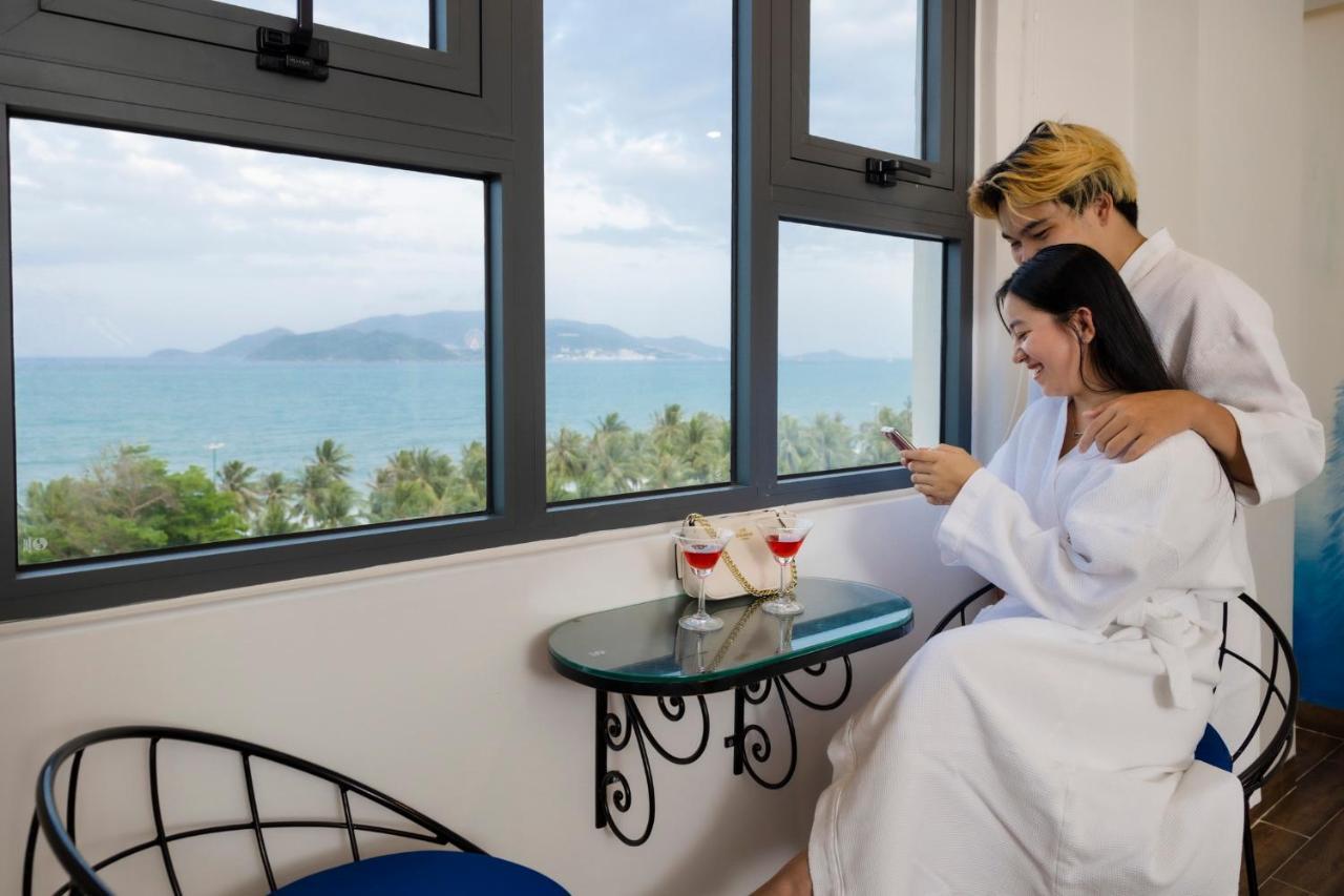Azura Gold Hotel & Apartment Nha Trang Exteriör bild